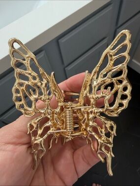 Urban Outfitters Gold Butterfly Hair Clip